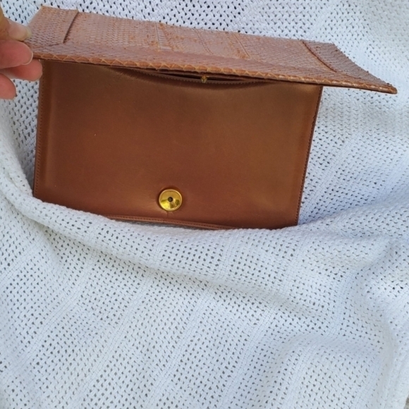 Charles Jourdan pearlized snakeskin‎ clutch NWD